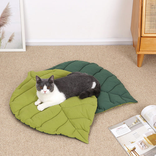 Leaf-Shaped Pet Sleeping Mat (Green, 2 Pack)